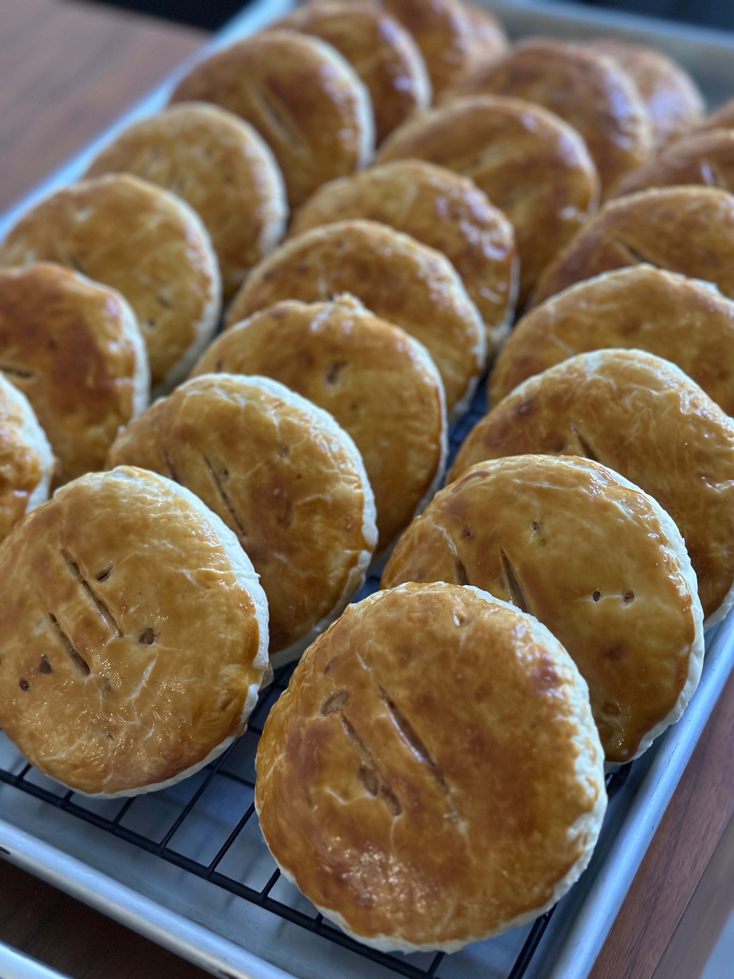 老婆餅</br>Wife Cakes