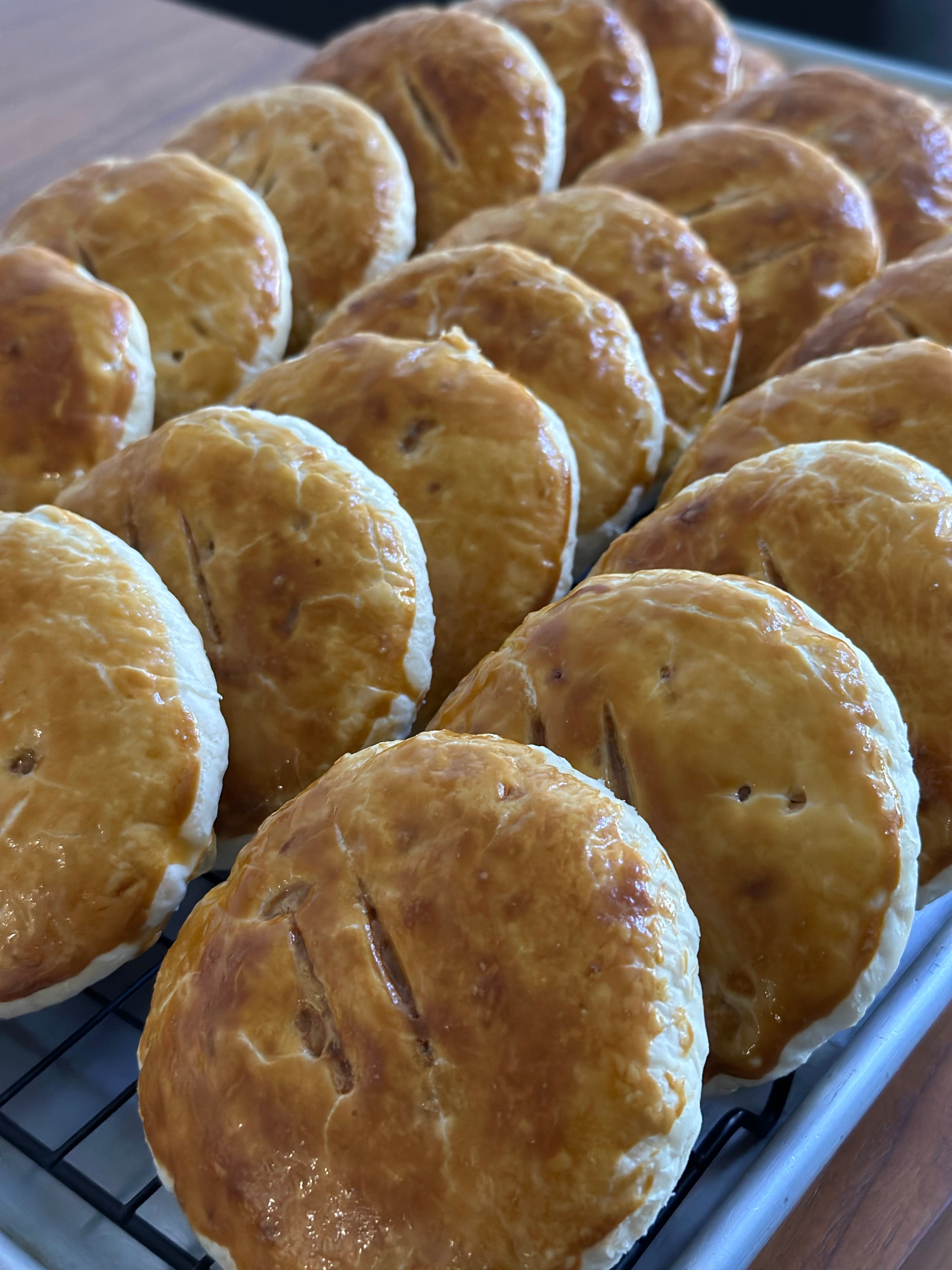 老婆餅</br>Wife Cakes