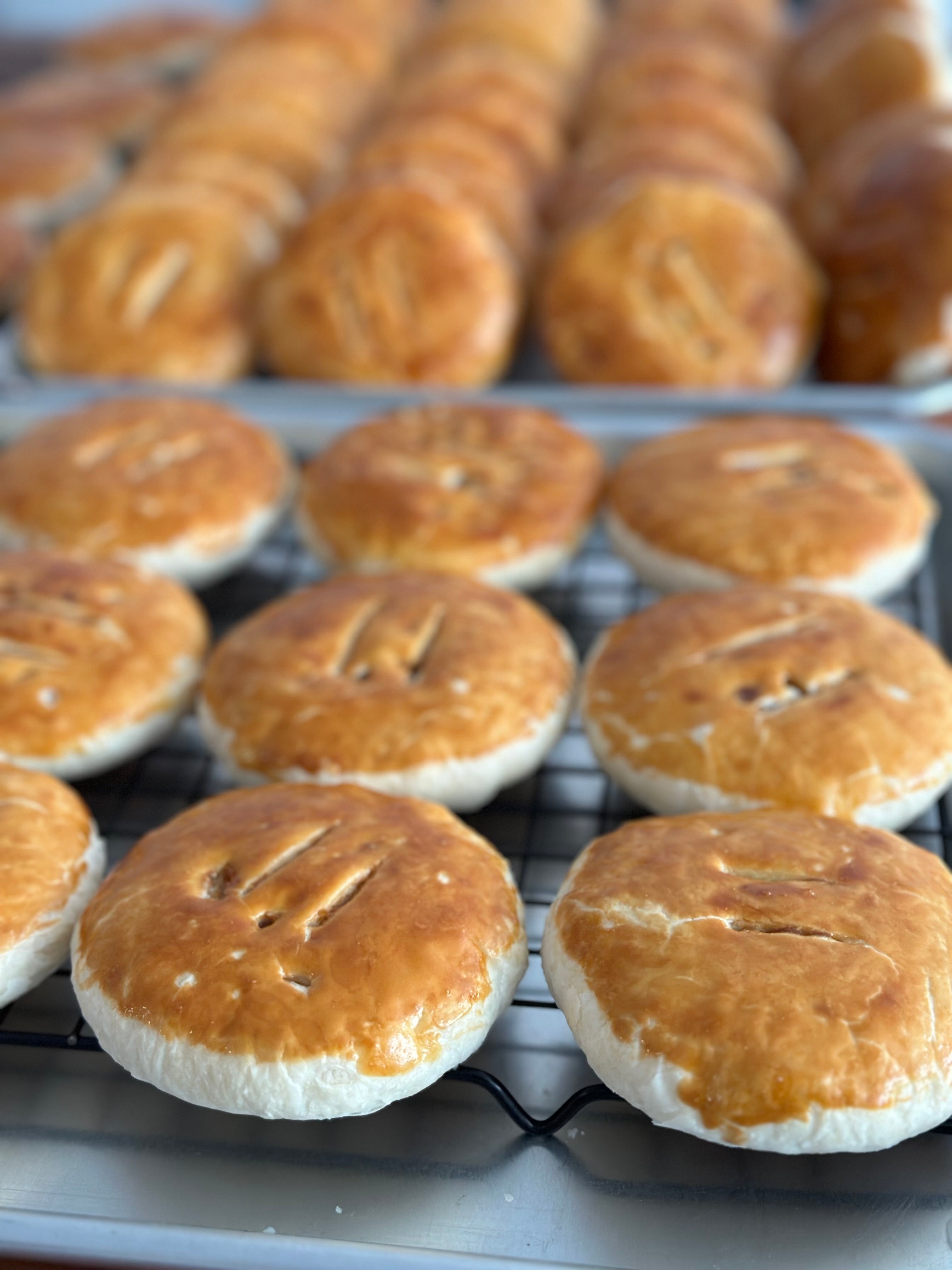 老婆餅</br>Wife Cakes